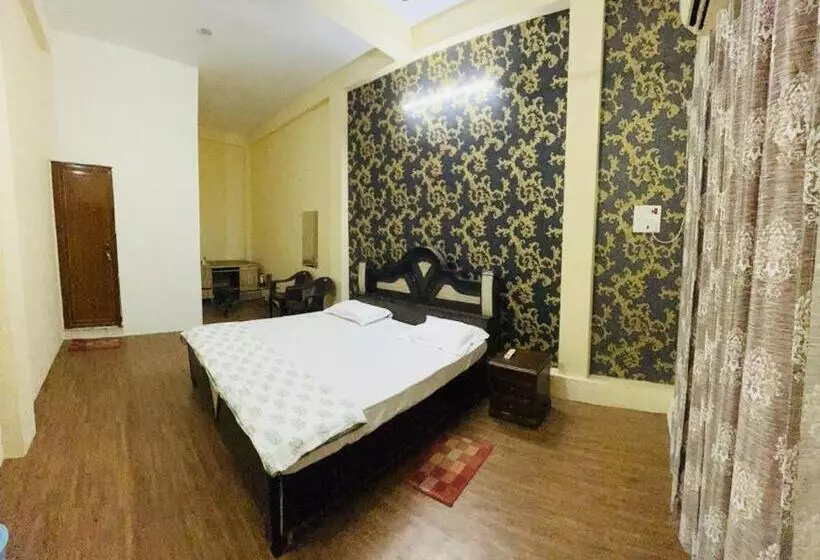 تختخواب و صبحانه Rn Residency