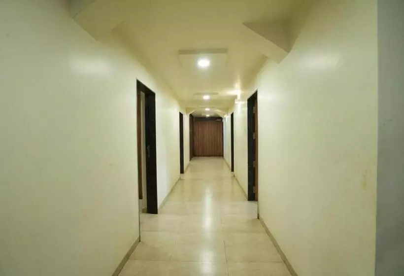 Hotel Anand
