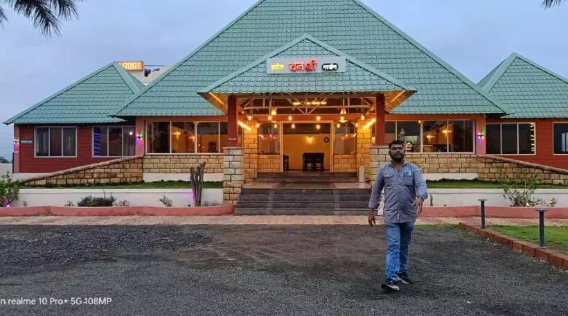 Hotel Anand