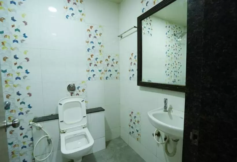 Hotel Anand