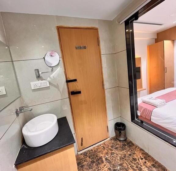 בית מלון כפרי Cozzy Pelace