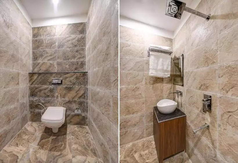 هتل Jb Residency !! Luxurious & Royal Balcony Rooms !! Large Rooms