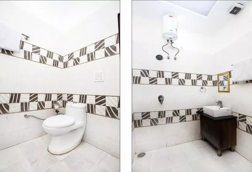 هتل Jb Residency !! Luxurious & Royal Balcony Rooms !! Large Rooms