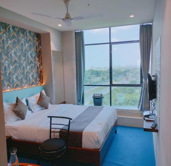 Отель Kiran Inn