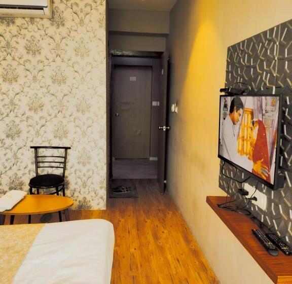 Отель Kiran Inn