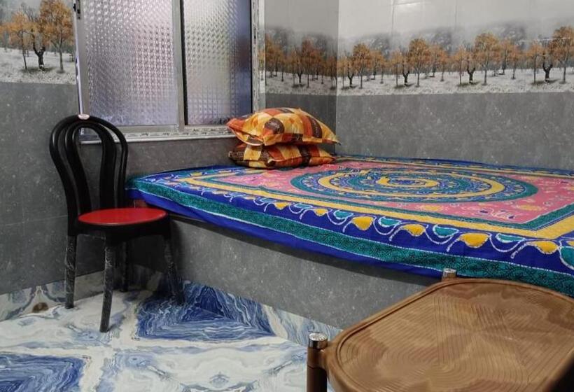 Hotel Mayapur Yatri Nivas