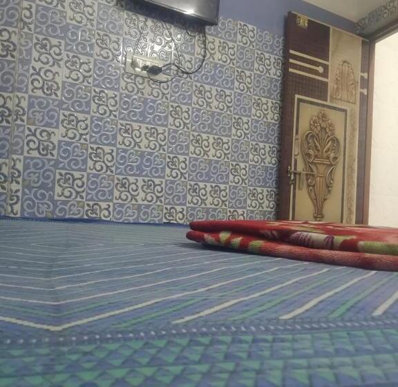 Hotel Mayapur Yatri Nivas