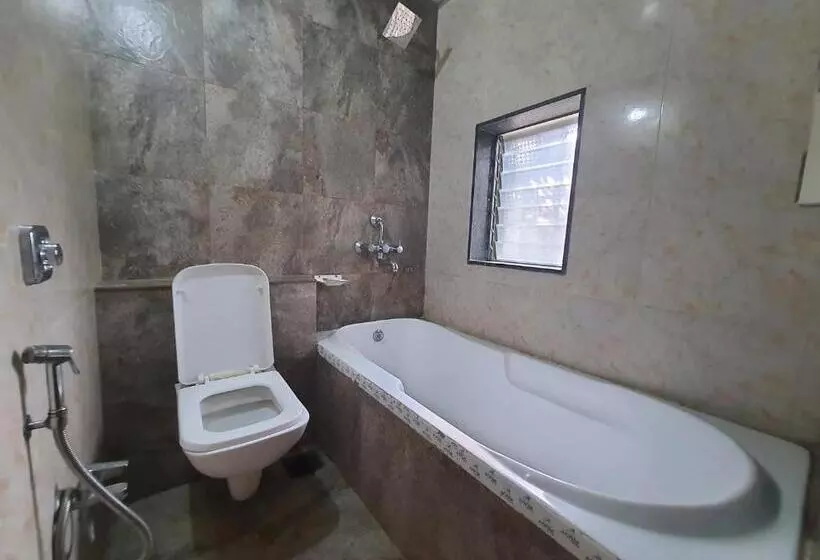 ホテル Saifarm Resort Lonavala