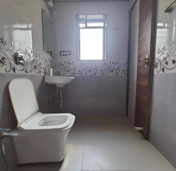ホテル Saifarm Resort Lonavala