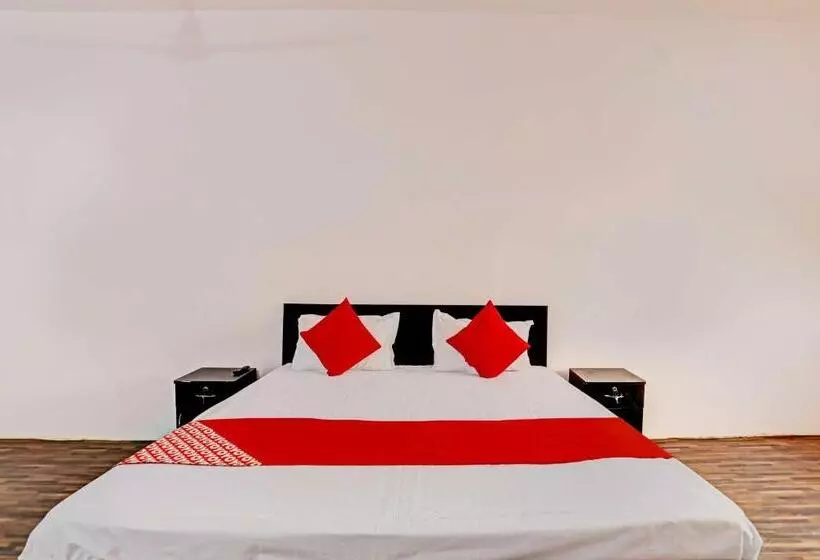 Oyo Flagship Hotel Samrat