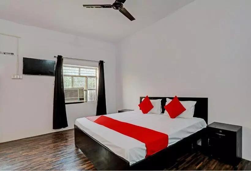 Oyo Flagship Hotel Samrat