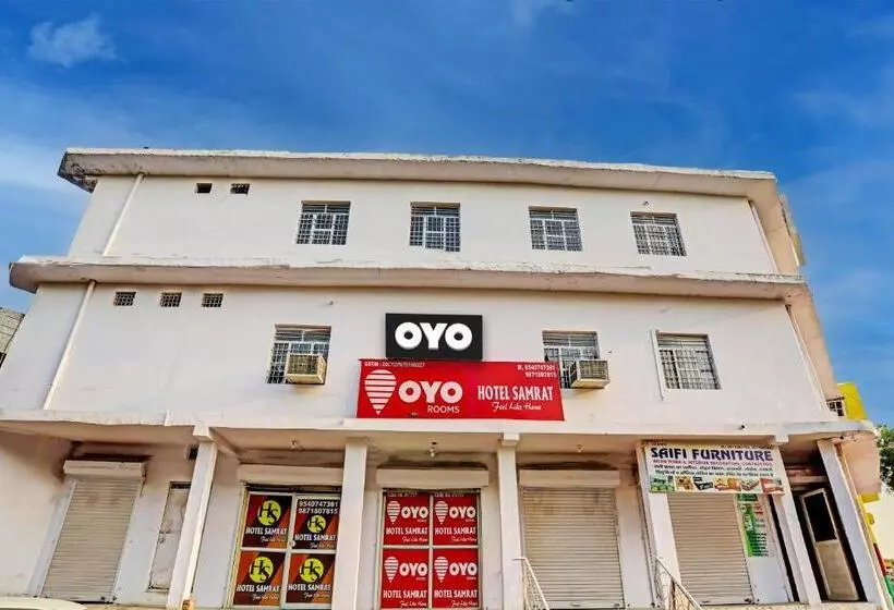 Oyo Flagship Hotel Samrat