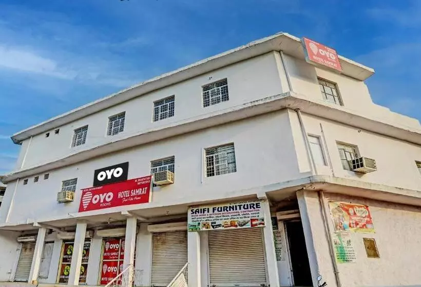 Oyo Flagship Hotel Samrat