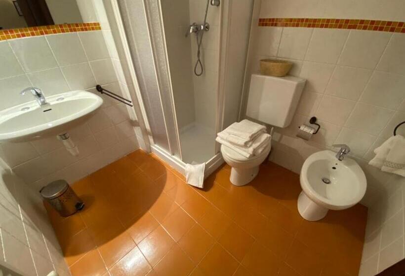 بنسيون Chambres D Hotes De Montagne Maribel