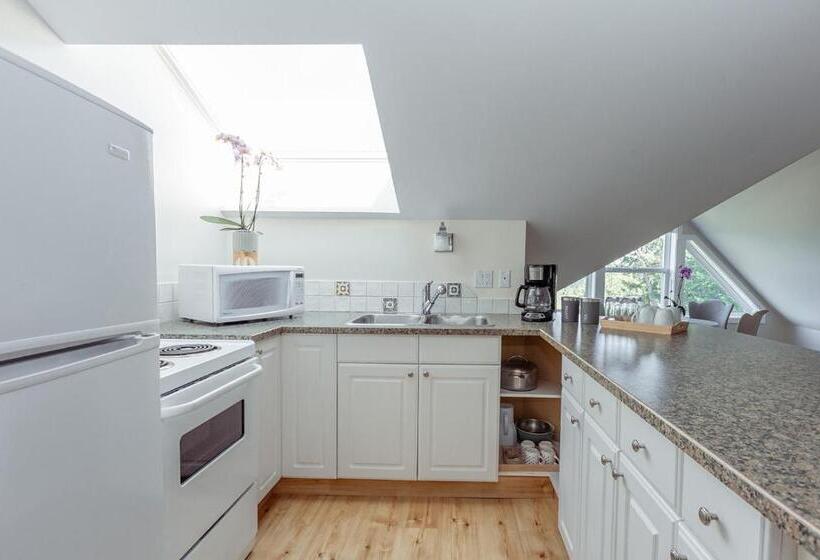 پانسیون Gorgeous Private Estate With Ocean And Mountain View