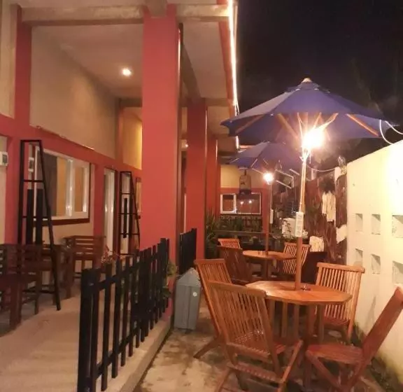 Pensionat New Lishafa Guesthouse