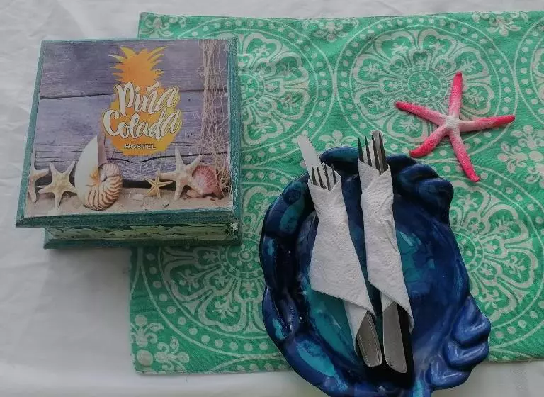 ペンション Piña Colada Hostels