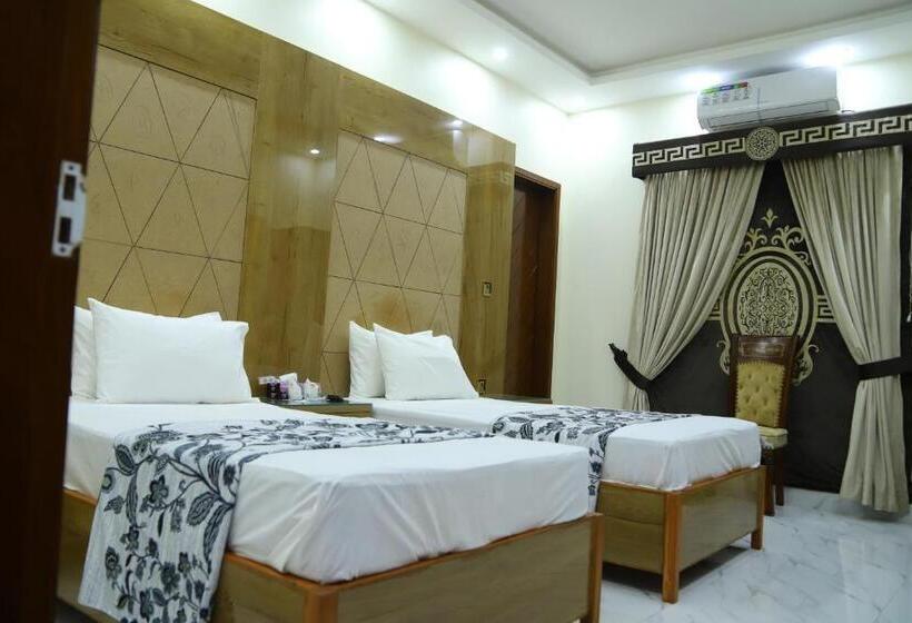 پانسیون Roomi Rezidor Guest House