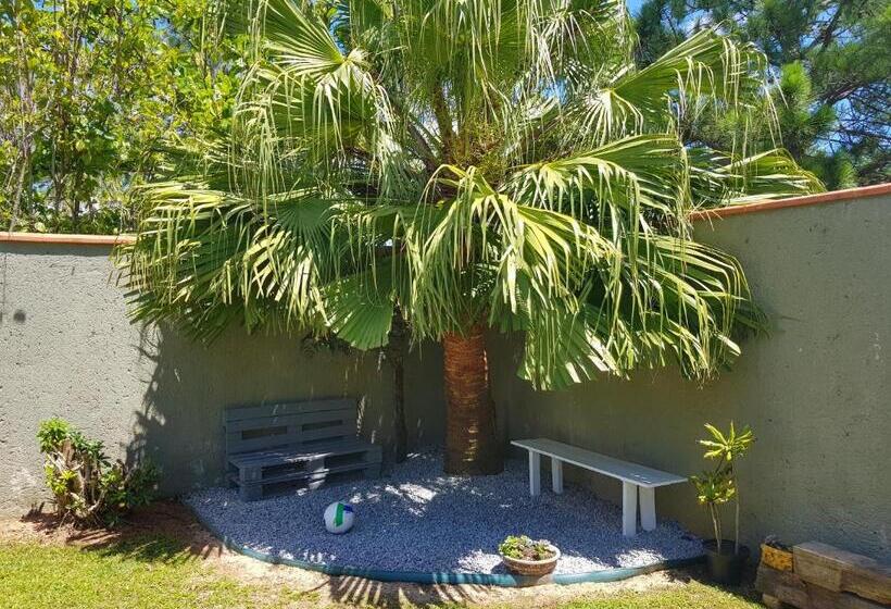 Quartos Privativos Pinheira Hostel Pinheira