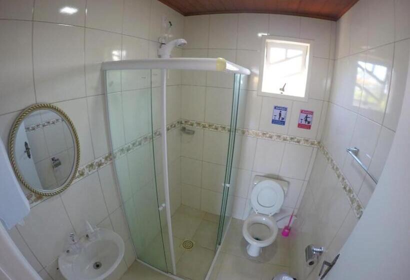 Quartos Privativos Pinheira Hostel Pinheira