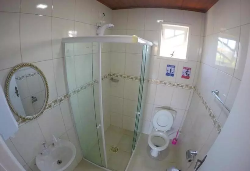 Quartos Privativos Pinheira Hostel Pinheira