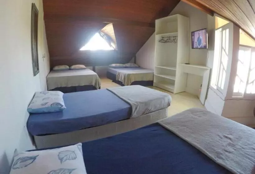 Quartos Privativos Pinheira Hostel Pinheira