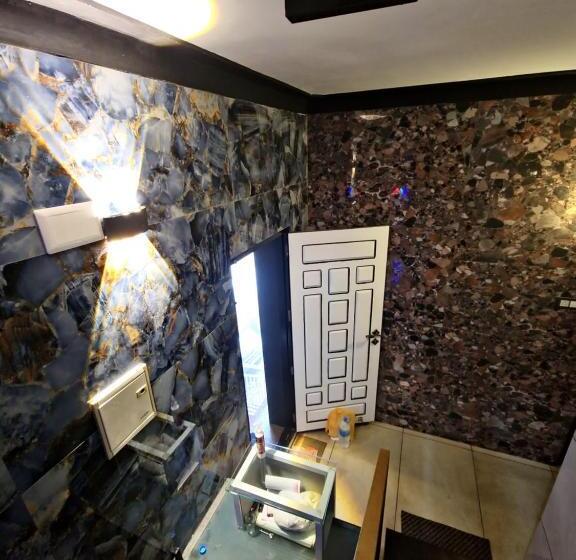 リゾートホテル Rock Lake Villa