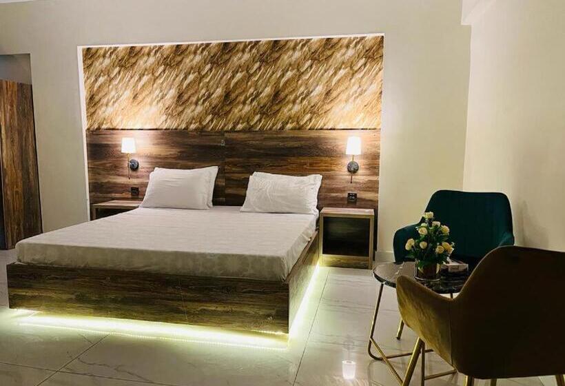 Tulip Hotel & Apartments Dha