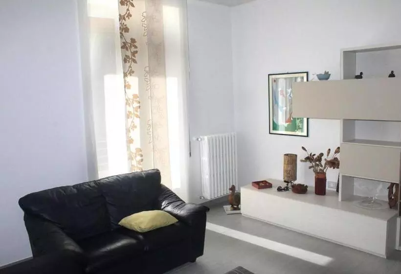 تختخواب و صبحانه La Casa Di Nina