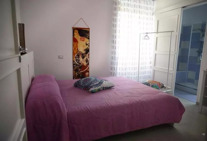 تختخواب و صبحانه La Casa Di Nina