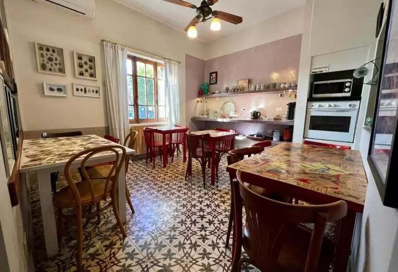 Hostelli Hosteria Casa De Paula