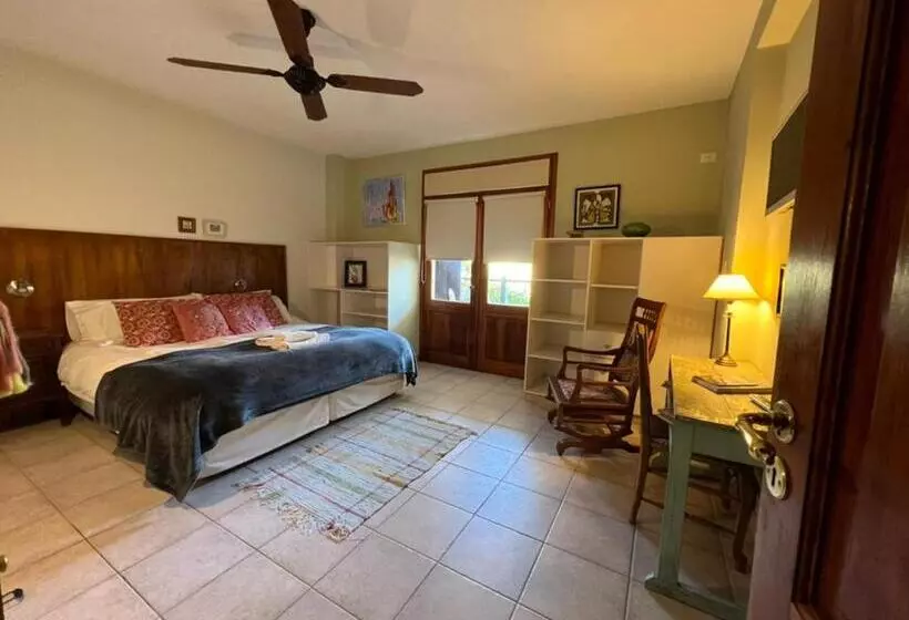 Hostelli Hosteria Casa De Paula