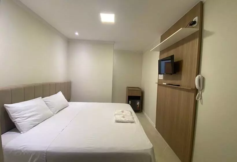簡易ホテル Pousada Mineira
