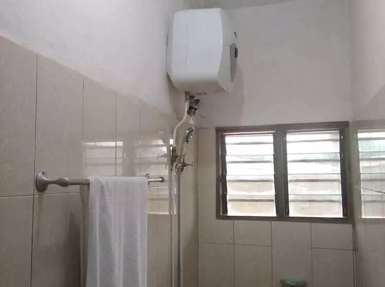 هتل Hôtels Bois Vert