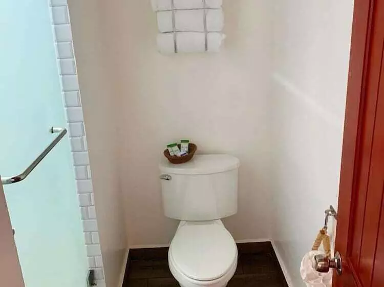 هتل Brisas Del Mar Roatan