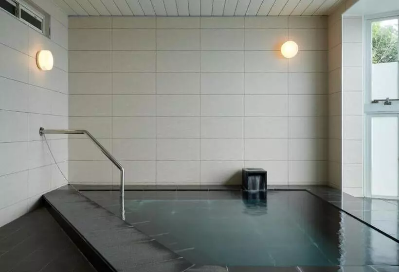 Hotelli Chateraise Lodge Atami