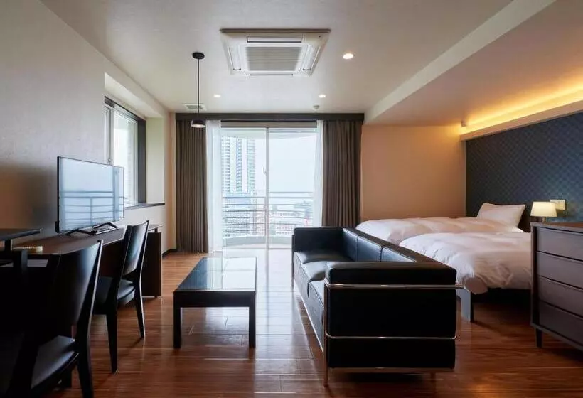 Hotelli Chateraise Lodge Atami