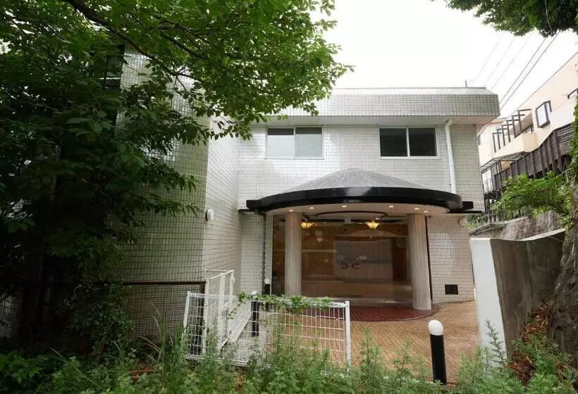 Hotelli Chateraise Lodge Atami
