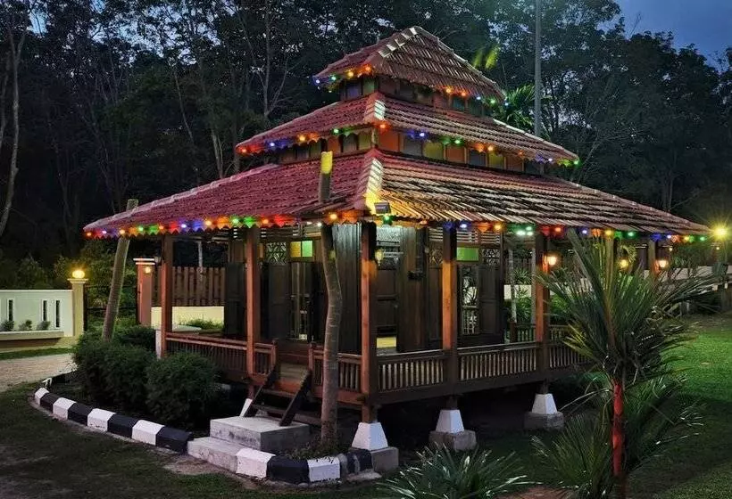 هتل Desa Balqis Beach Resort By Oyo