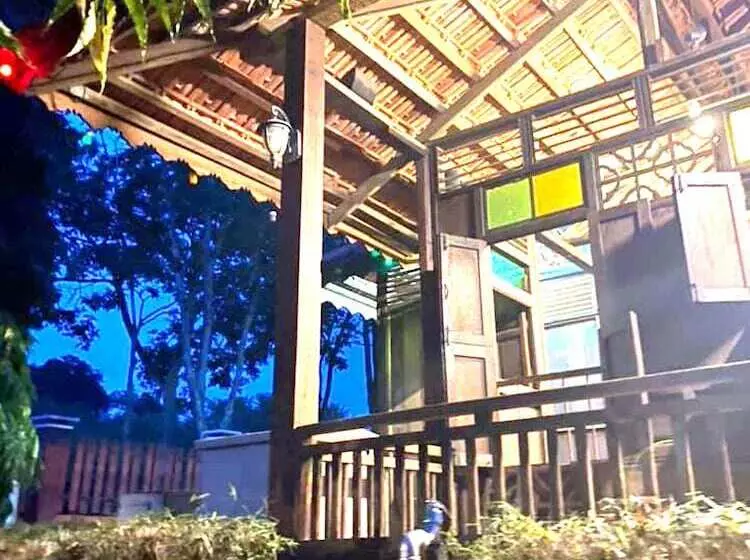 هتل Desa Balqis Beach Resort By Oyo