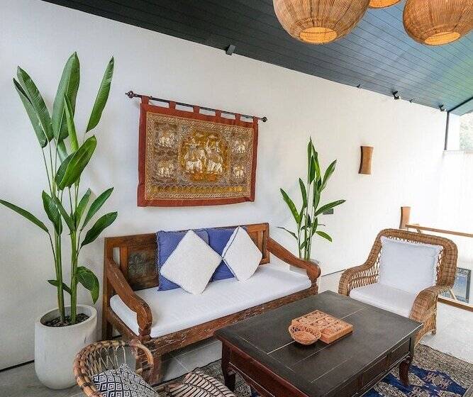 בית מלון כפרי Inara Villa