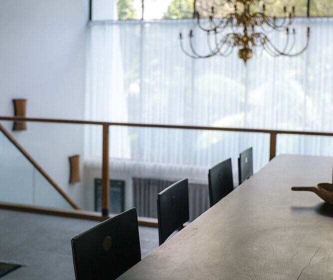 בית מלון כפרי Inara Villa