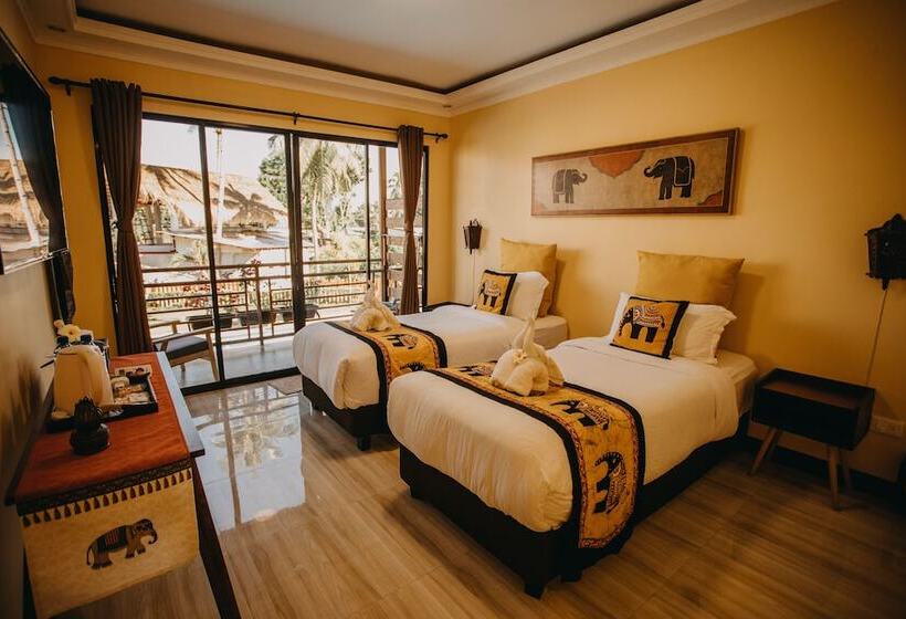 בית מלון כפרי Keep Diving Resort Bohol