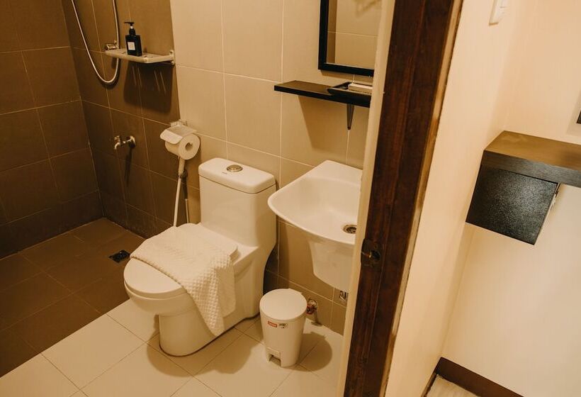 בית מלון כפרי Keep Diving Resort Bohol