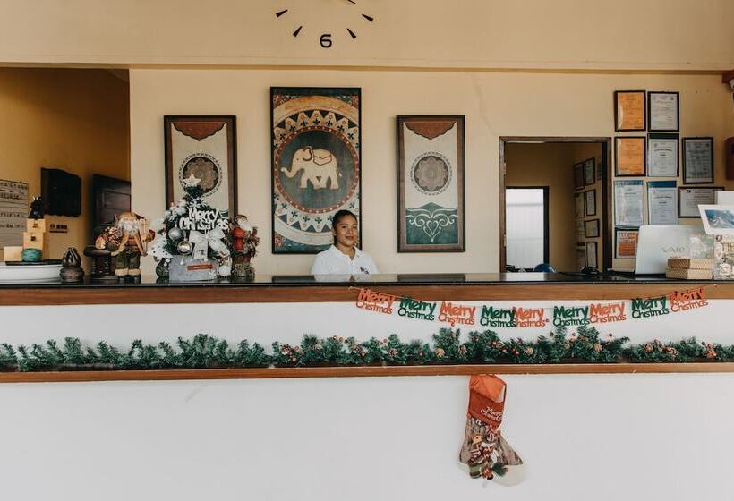 בית מלון כפרי Keep Diving Resort Bohol