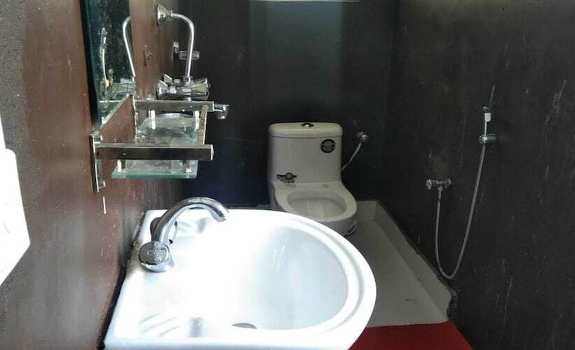 هتل Merostay 003 Green Forest Homestay