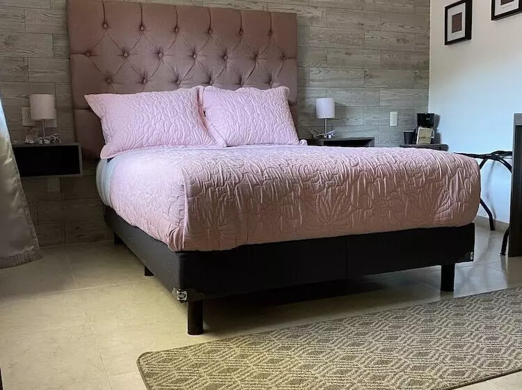 ホテル Mesón Santa Rosa