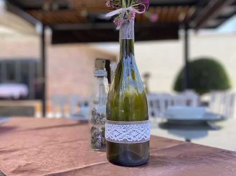 ホテル Mesón Santa Rosa