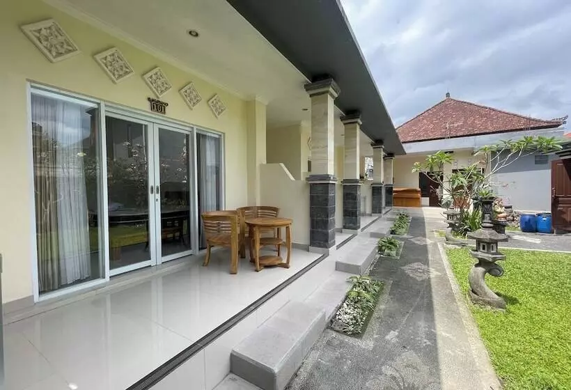 Hotelli Moonlight Bisma