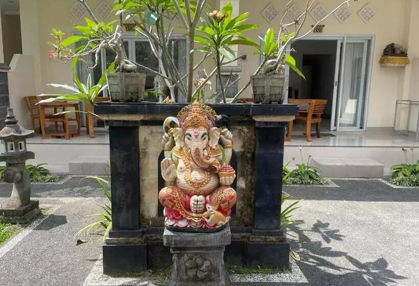 Hotelli Moonlight Bisma